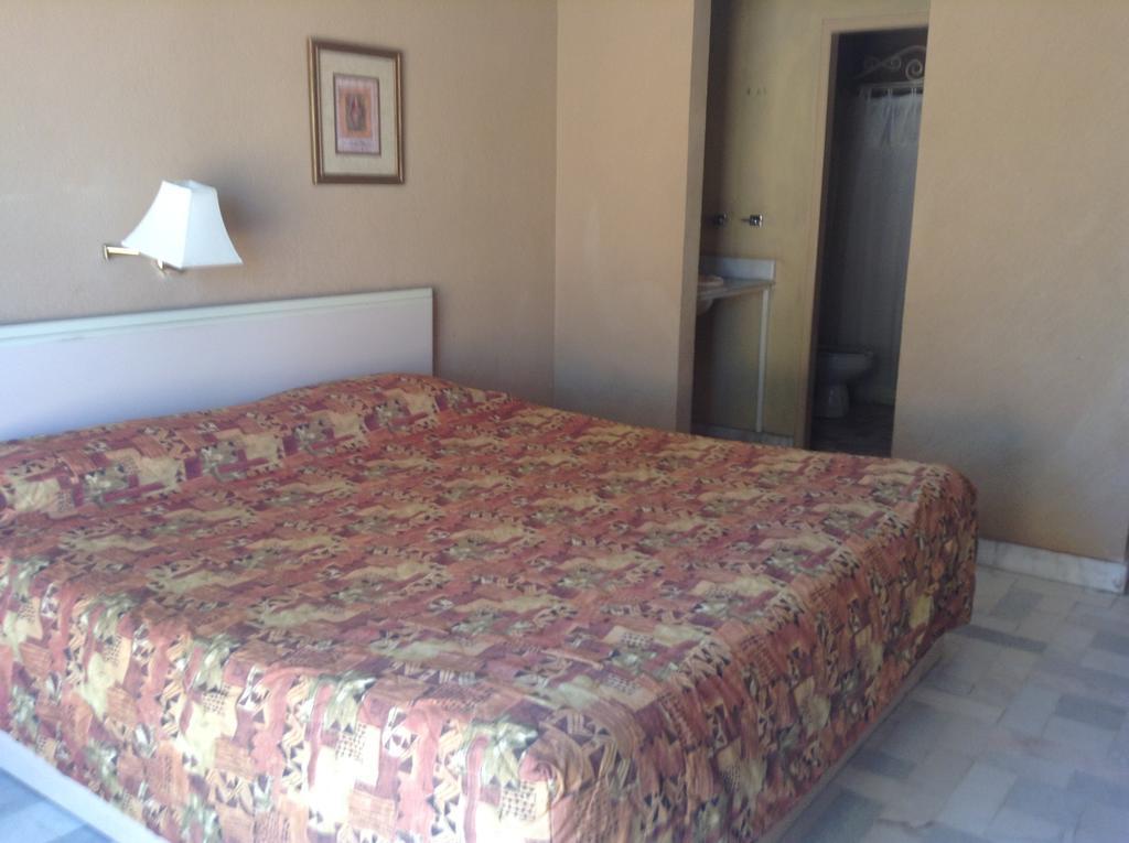 Los Jitos Hotel & Suites San Carlos Nuevo Guaymas Zimmer foto